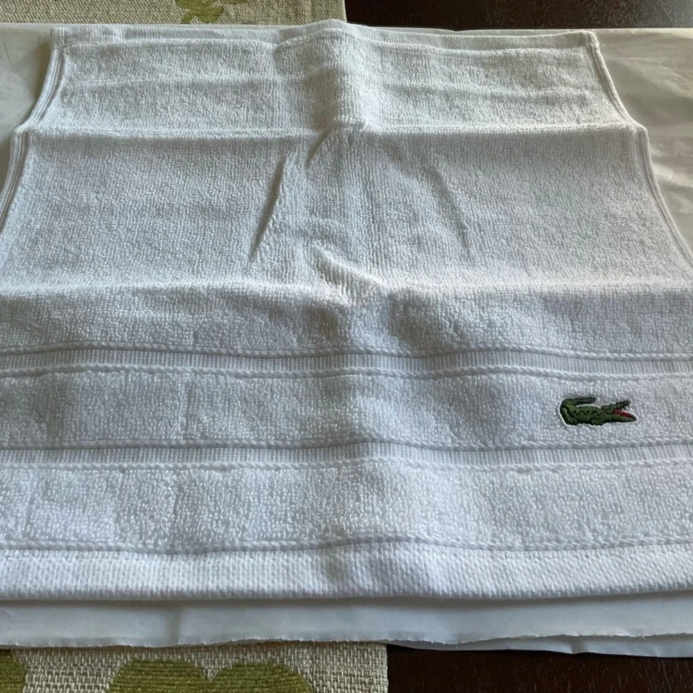 LACOSTE White 2 Hand Wash Towels 100% Cotton-New In Package